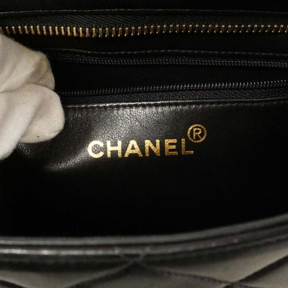 CHANEL Black Lambskin Leather Reissue Tote Bag - Picture 5 of 15